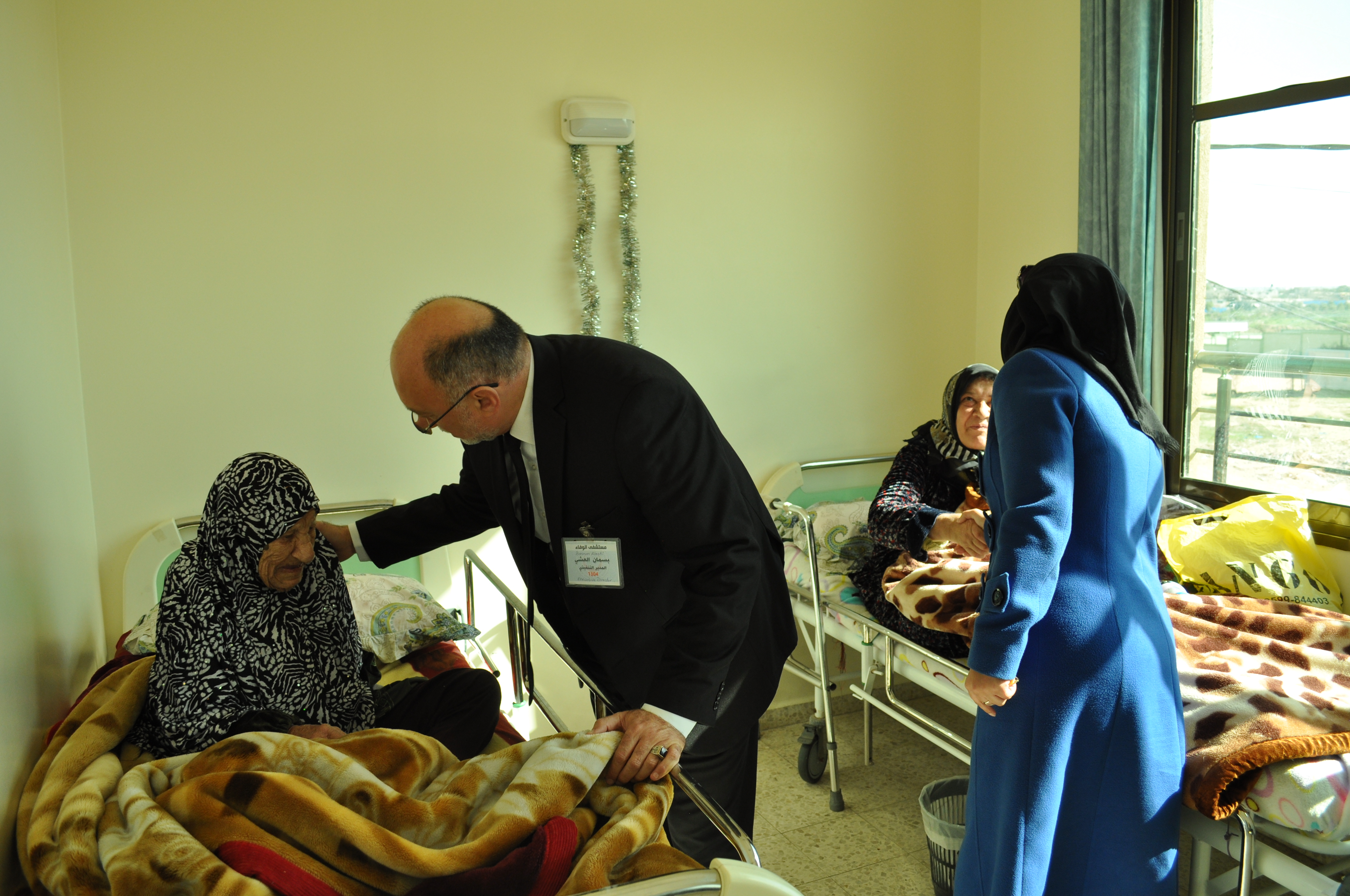 °Fig.1 - Dr Basman Alashi nell'el-Wafa hospital