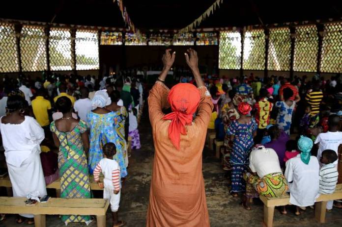 Cameroon - Easter in church